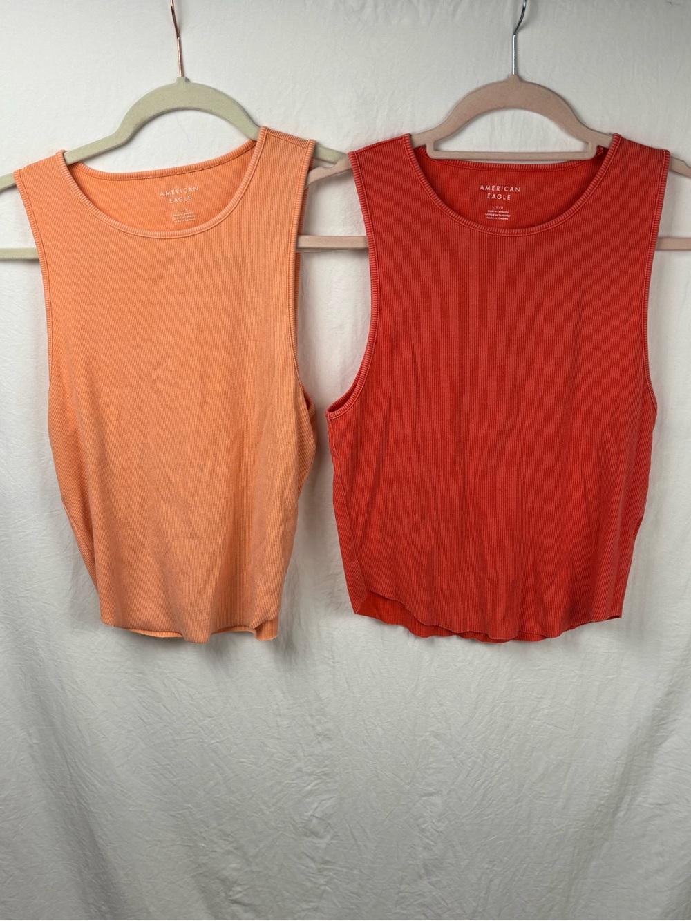 Lot of 4 Large American Eagle Outfitters Ribbed Tank Tops - Peach & Burnt Orange